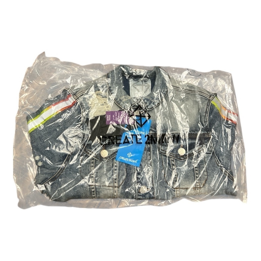 Create 2MRW Stylish Denim Jacket with Colorful Accents, NWT - Picture 3 of 7